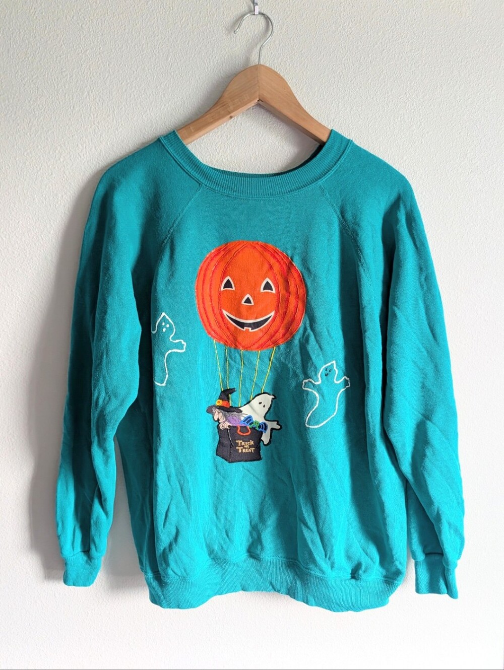Hanes Vintage Handmade Halloween Crewneck Sweatshirt